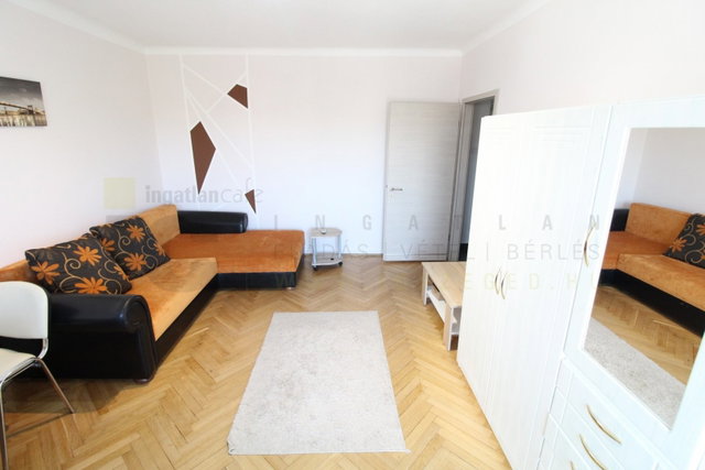 Eladó téglalakás, Szegeden, Brüsszeli körúton 40.9 M Ft
