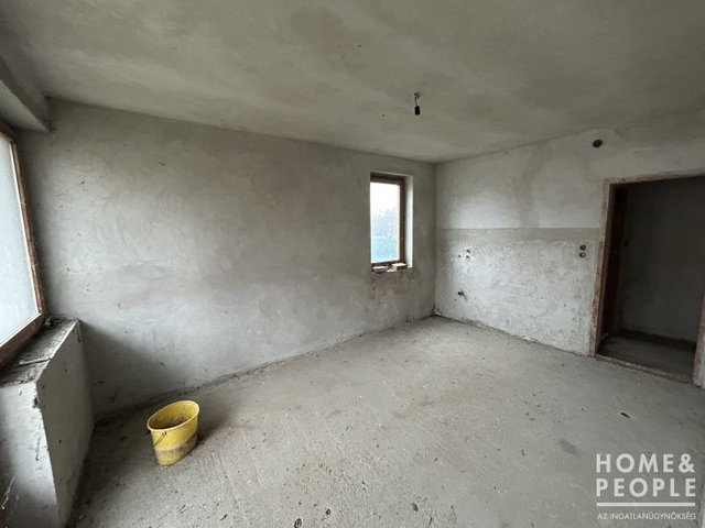 Eladó családi ház, Ruzsán 54.999 M Ft, 4 szobás
