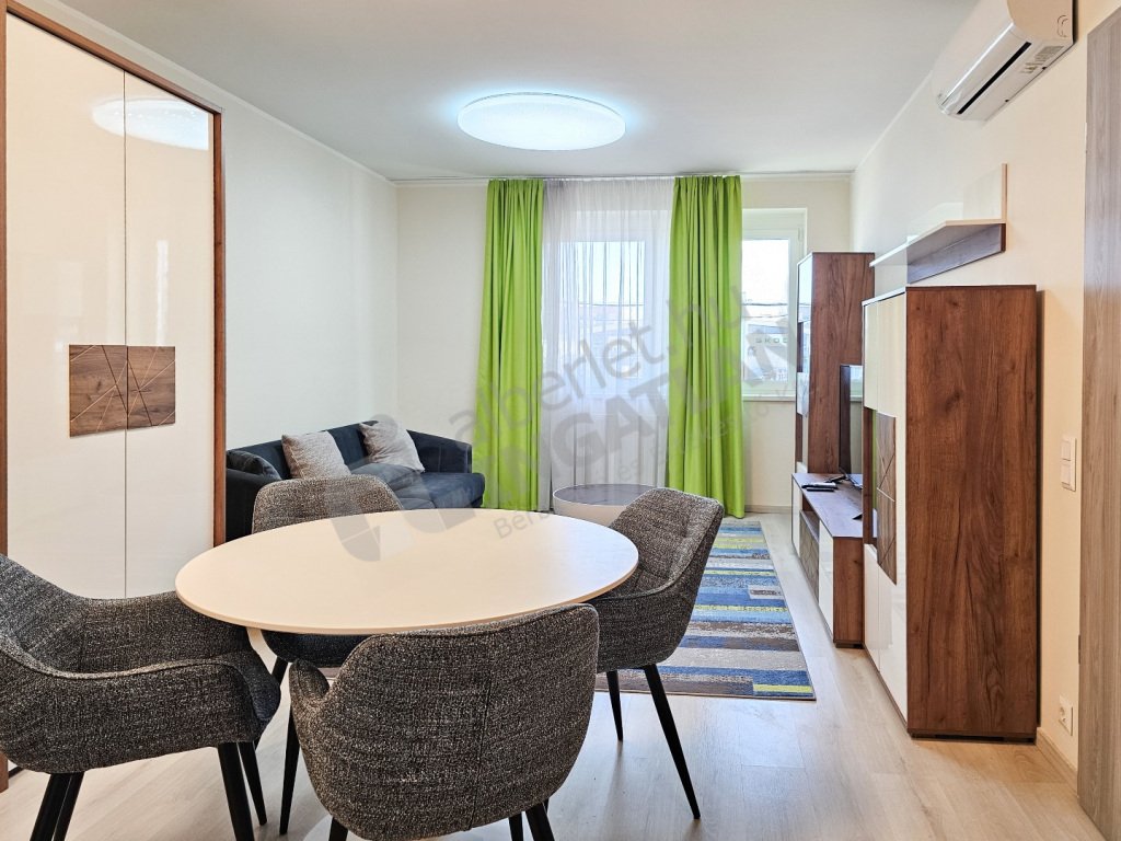2 hálószoba · 43 m² · 330.000 Ft