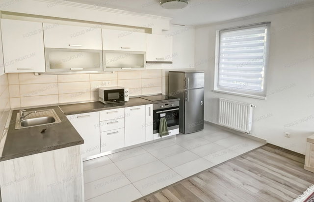 Kiadó téglalakás, albérlet, Kecskeméten 225 E Ft / hó