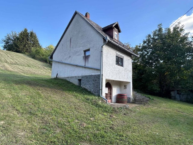 Eladó nyaraló, Homokkomáromon 10.5 M Ft, 2 szobás