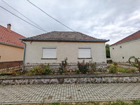 Eladó családi ház, Tarjánon 68 M Ft, 3 szobás