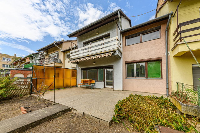 Eladó téglalakás, Budapesten, XVII. kerületben 99.99 M Ft