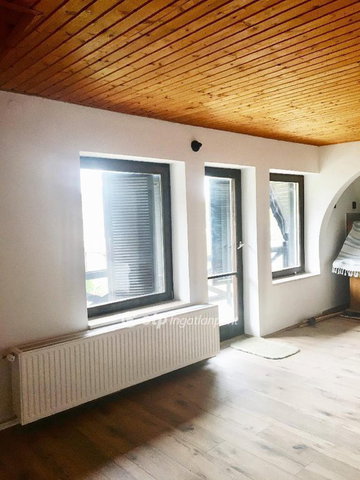 Eladó családi ház, Harkányban 94 M Ft, 5 szobás