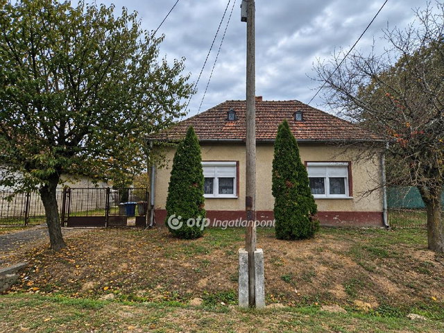 Eladó családi ház, Böhönyén 19.9 M Ft, 4 szobás
