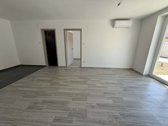Eladó sorház, Szolnokon 75 M Ft, 4 szobás / költözzbe.hu