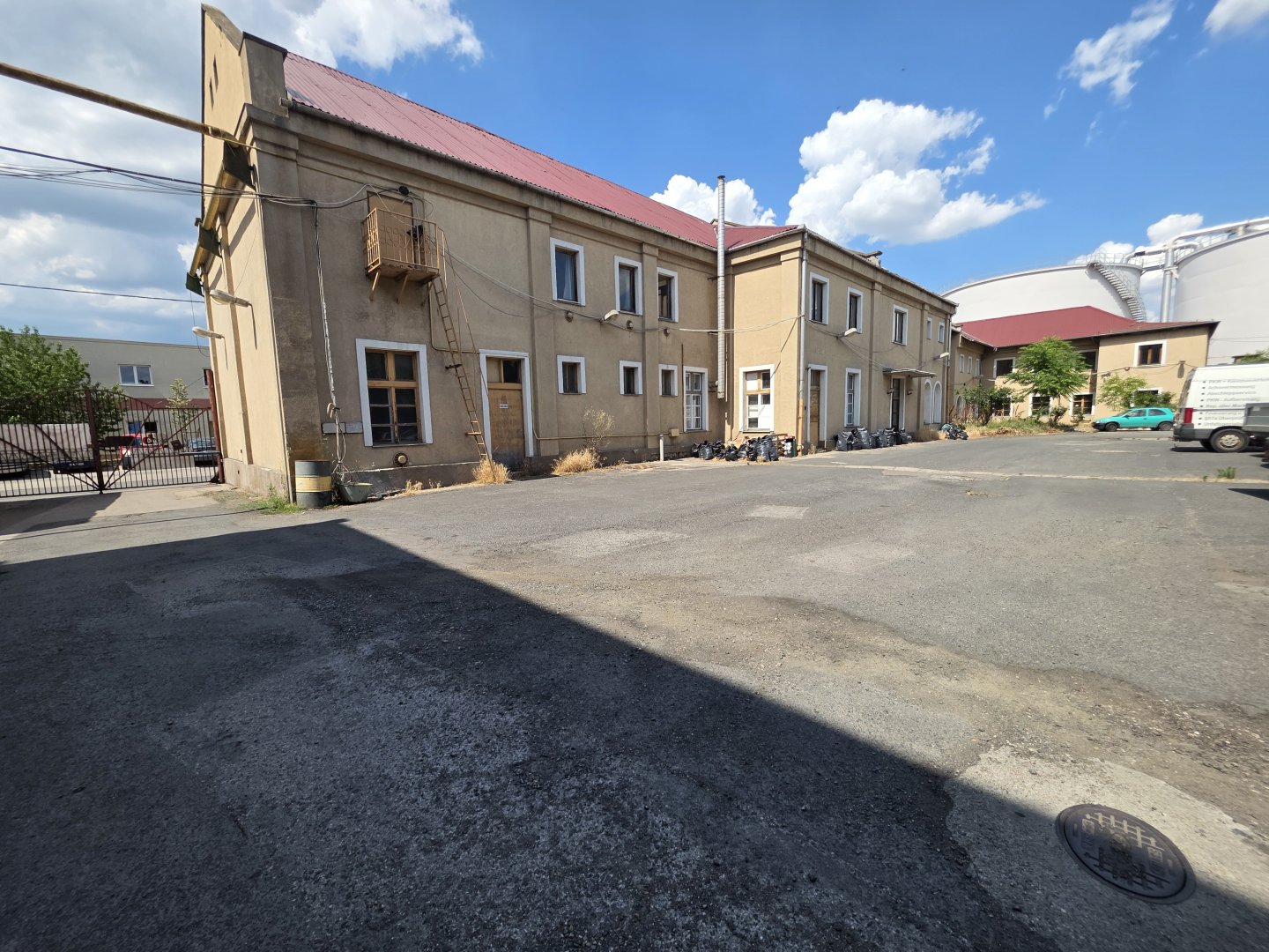 2 bed · 70m² · 120.000 ft