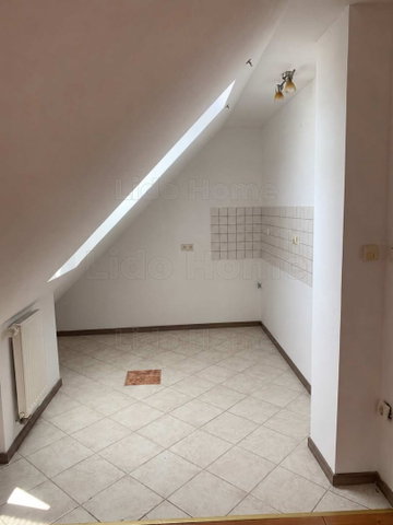 Eladó téglalakás, Kapuváron 52 M Ft, 3 szobás