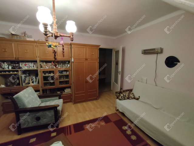 Eladó téglalakás, Celldömölkön 26 M Ft, 4 szobás