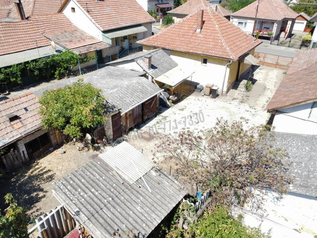 Eladó családi ház, Hevesen 14.9 M Ft, 2 szobás