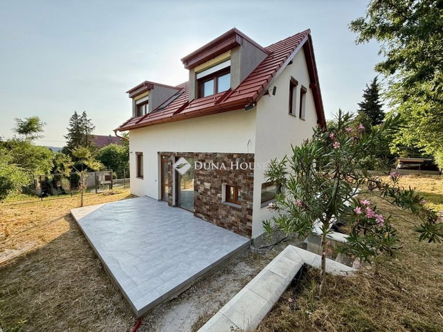 Eladó ikerház, Tihanyban 189.9 M Ft, 5 szobás