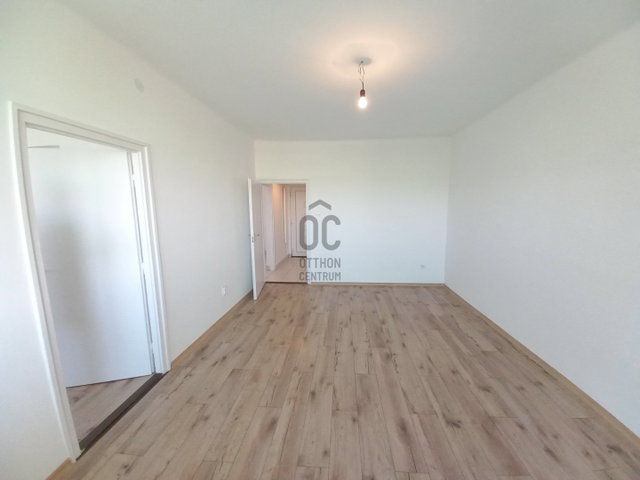 Eladó téglalakás, Debrecenben 55 M Ft, 3 szobás