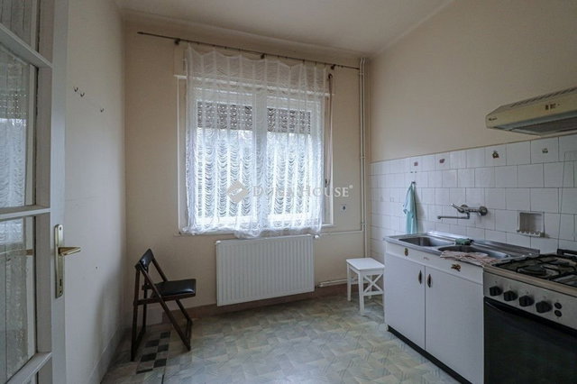 Eladó ikerház, Gödön 88 M Ft, 3 szobás / költözzbe.hu