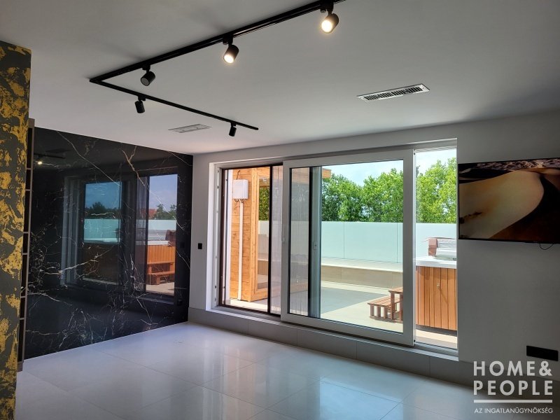 2 bed · 80m² · 99.900.099 ft