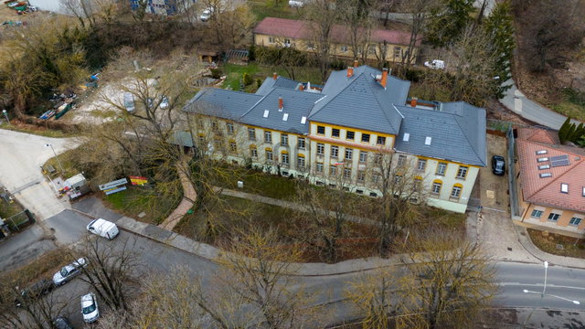 Eladó ipari ingatlan, Balatonfűzfőn 680 M Ft