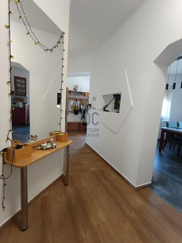 Eladó családi ház, Debrecenben 145 M Ft, 4 szobás