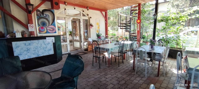 Eladó hotel, Szántódon 839 M Ft, 29 szobás