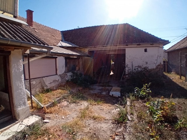 Eladó családi ház, Szeremlén 11.9 M Ft, 4 szobás