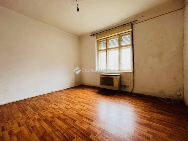 Eladó családi ház, Tápiószecsőn 54.9 M Ft, 4 szobás
