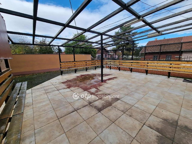 Eladó családi ház, Miskolcon 36.9 M Ft, 4 szobás