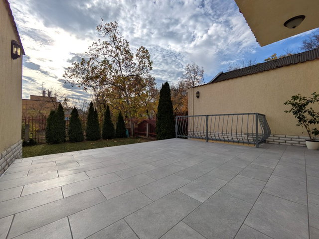 Eladó családi ház, Debrecenben 144.9 M Ft, 5 szobás