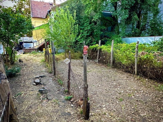 Eladó téglalakás, Szegeden 29 M Ft, 1 szobás