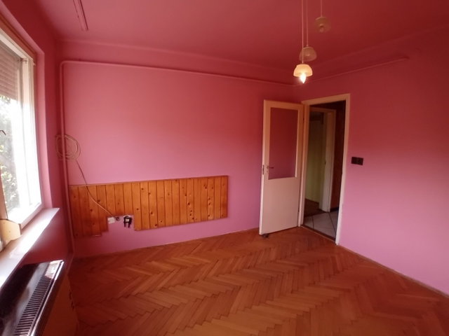 Eladó téglalakás, Baján, Ifjúság útján 45 M Ft, 3 szobás