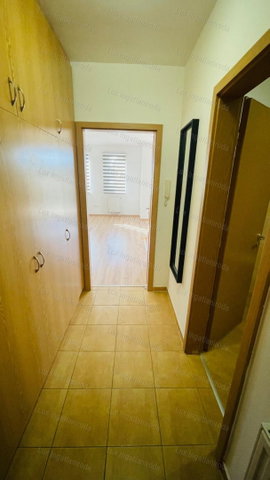 Kiadó téglalakás, albérlet, Komáromban 212 E Ft / hó, 3 szobás