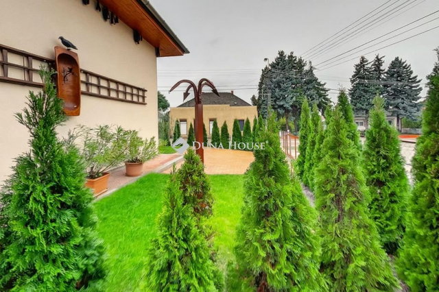Eladó családi ház, Balatonszárszón, Szóládi utcában 125 M Ft