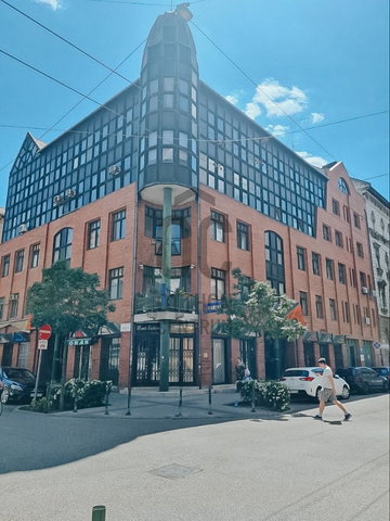 Eladó ipari ingatlan, Budapesten, VII. kerületben 44.999 M Ft