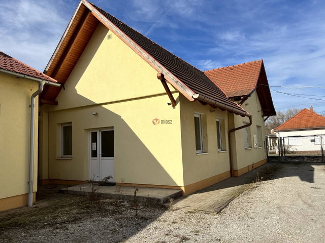 Eladó ipari ingatlan, Marcaliban 159.9 M Ft / költözzbe.hu