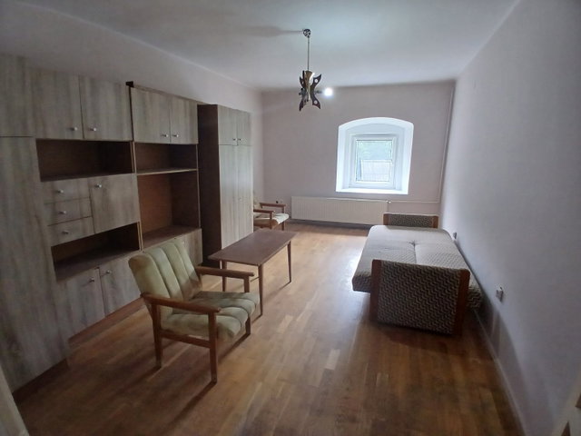 Eladó téglalakás, Siklóson 21.5 M Ft, 2 szobás