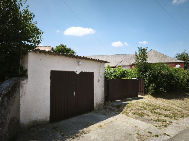 Eladó családi ház, Belvárdgyulán 27.9 M Ft, 4 szobás