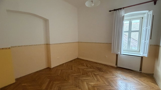 Eladó téglalakás, Baján 61 M Ft, 3 szobás