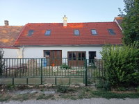 Eladó családi ház, Nemesvámoson 109.99 M Ft, 6+1 szobás