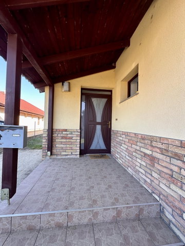 Eladó családi ház, Balatonvilágoson 229 M Ft, 6+2 szobás