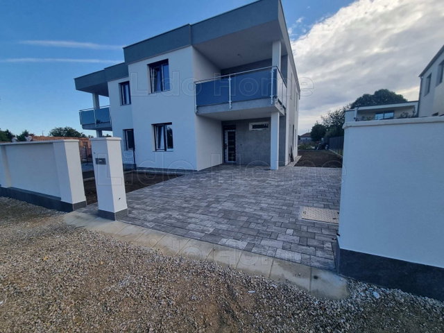 Eladó családi ház, Siófokon 149.9 M Ft, 5 szobás