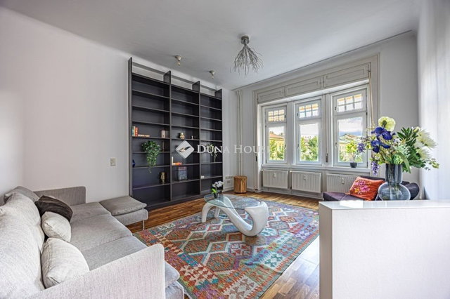 Kiadó téglalakás, albérlet, Budapesten, VI. kerületben