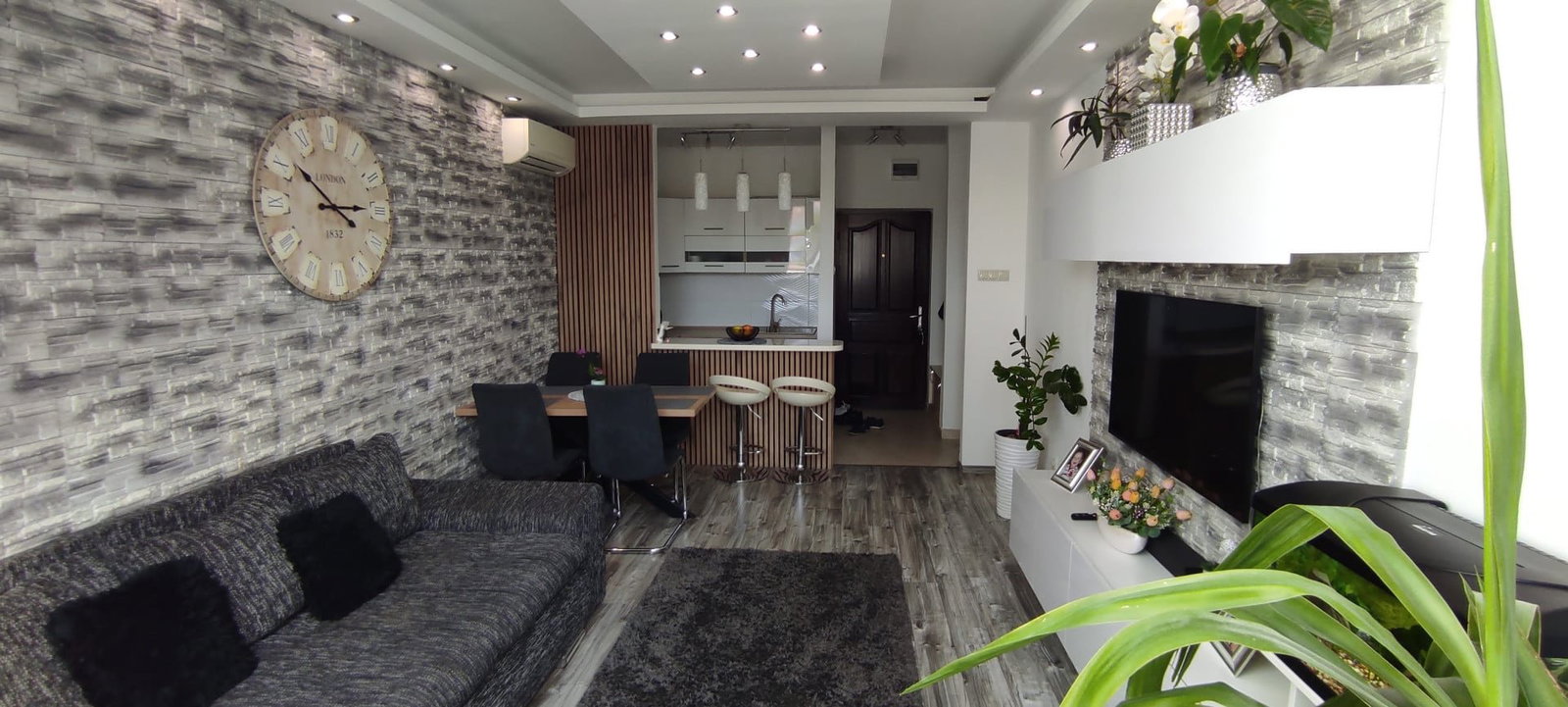 3 bed · 69m² · 64.500.000 ft