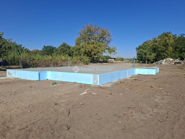 Eladó családi ház, Sülysápon 80 M Ft, 4 szobás