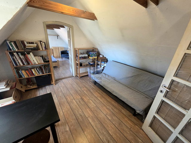 Eladó családi ház, Budaörsön 139.9 M Ft, 6 szobás