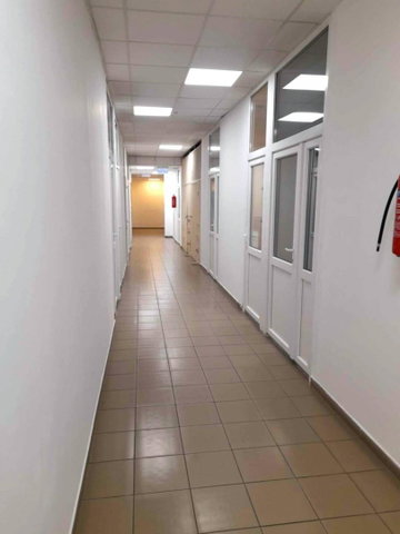 Kiadó üzlethelyiség, Ózdon 40 E Ft / hó / költözzbe.hu
