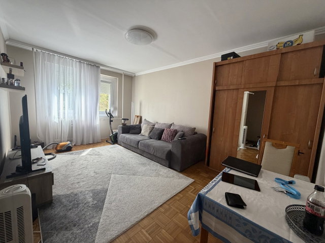 Eladó téglalakás, Szegeden 14.9 M Ft, 1+1 szobás