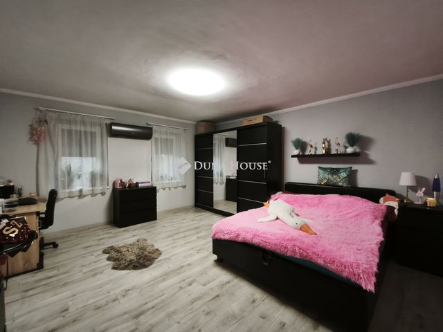 Eladó családi ház, Daruszentmiklóson 28 M Ft, 2 szobás
