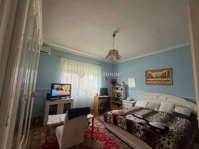 Eladó családi ház, Vecsésen 59.9 M Ft, 2 szobás