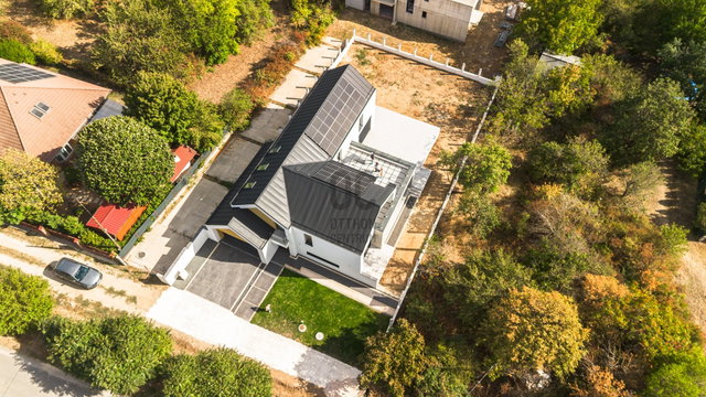 Eladó családi ház, Diósdon 469.9 M Ft, 5 szobás