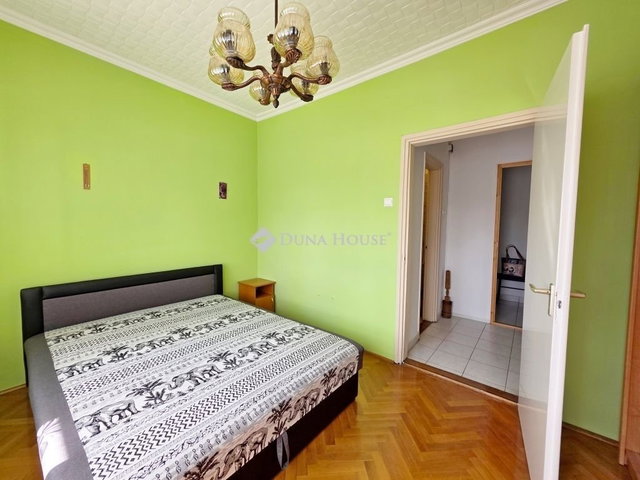 Eladó családi ház, Szombathelyen 79 M Ft, 5 szobás