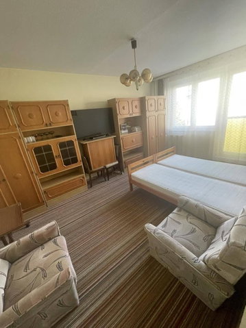Kiadó panellakás, albérlet, Tatabányán 140 E Ft / hó, 1 szobás