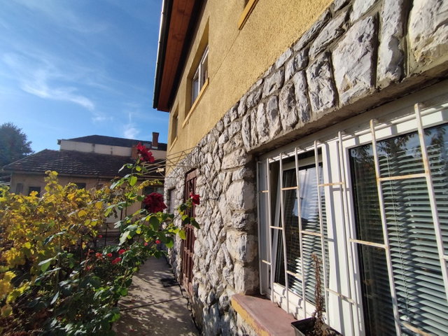 Eladó családi ház, Miskolcon 74.9 M Ft, 6 szobás