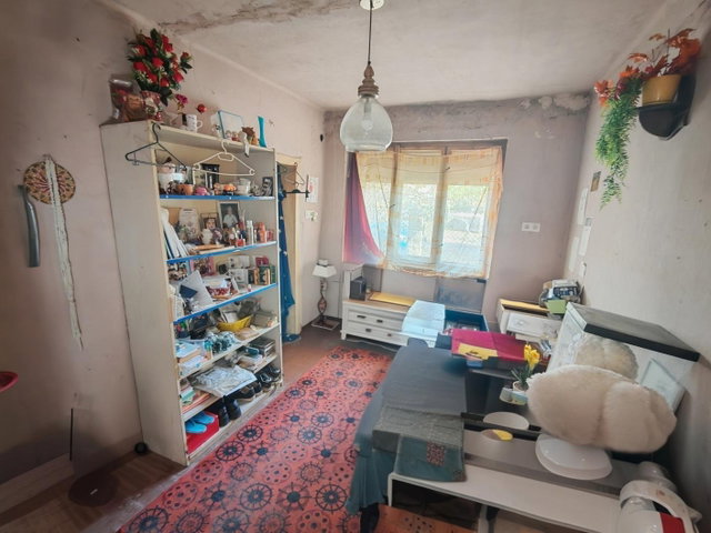 Eladó családi ház, Naszályon 25.7 M Ft, 3 szobás